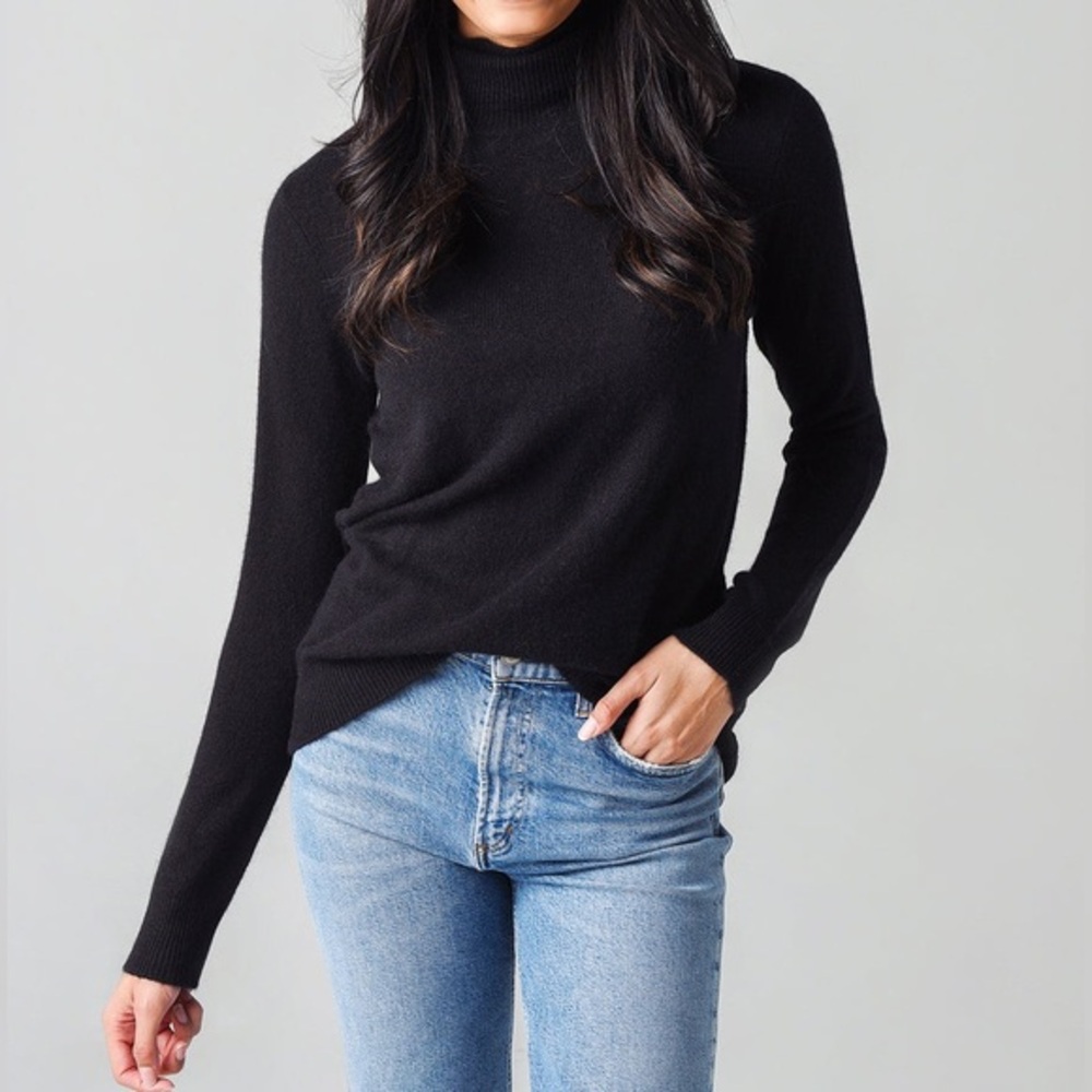 ATM Anthony Thomas Melillo 100% Cashmere Black Turtleneck Sweater Womens S